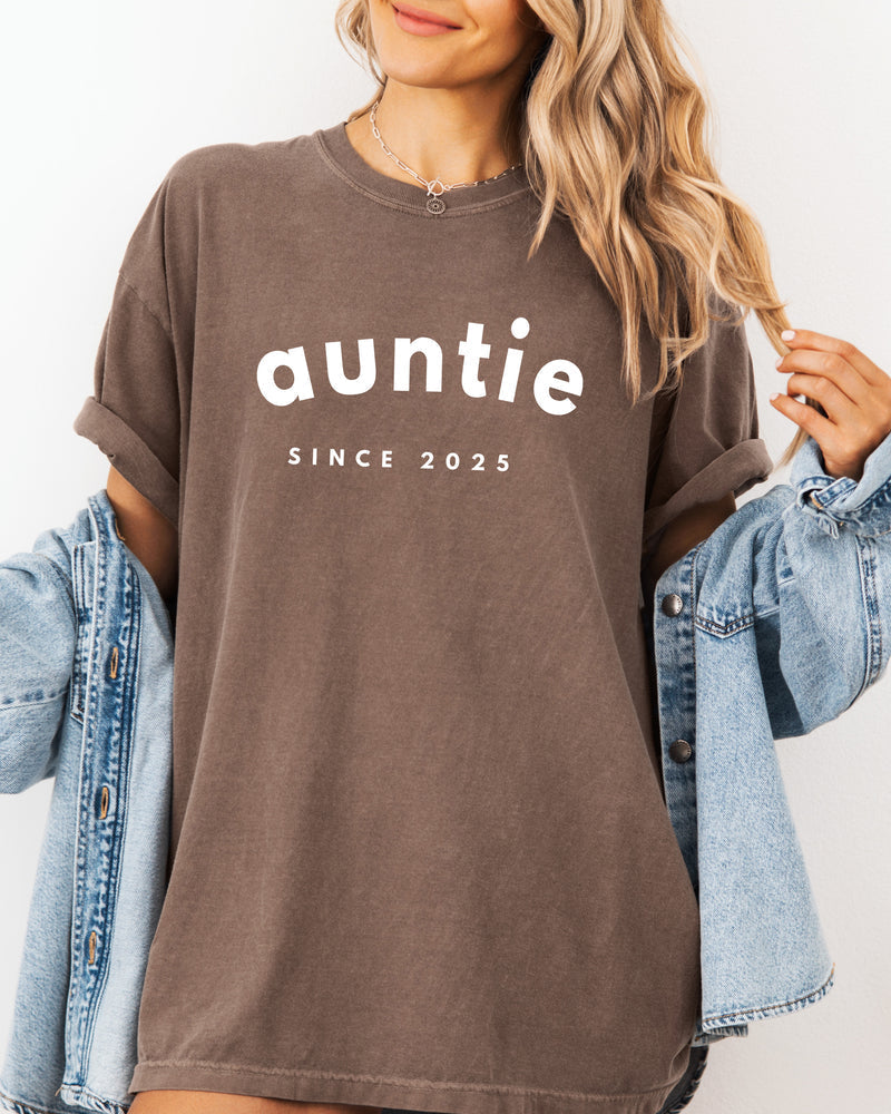 Aunt Personalized Est Year Comfort Colors Graphic Tees (Sportan Font)