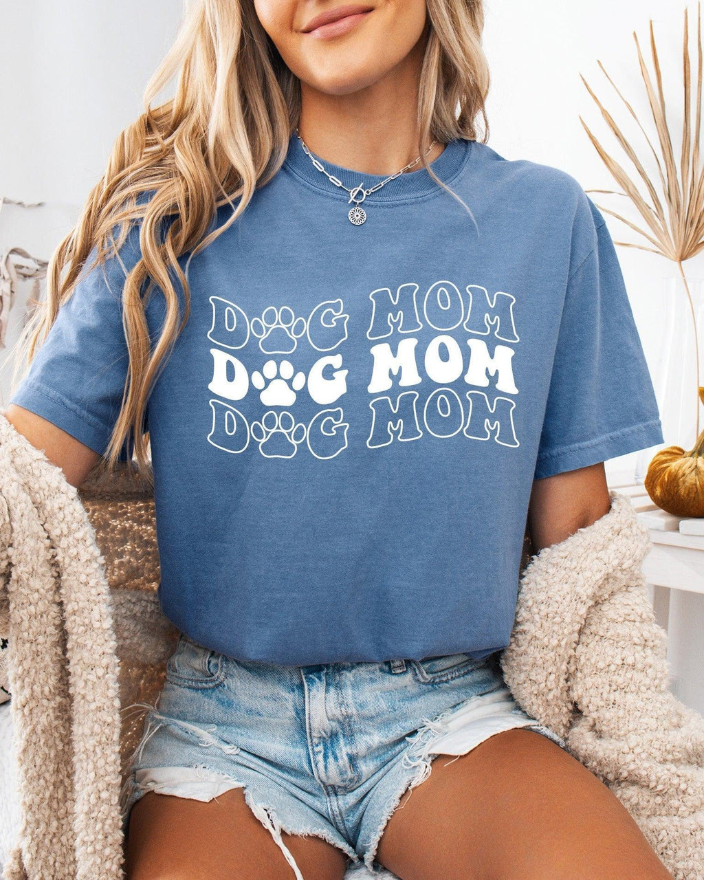 Dog Mom Comfort Colors T Shirt (Groovy repeat font)