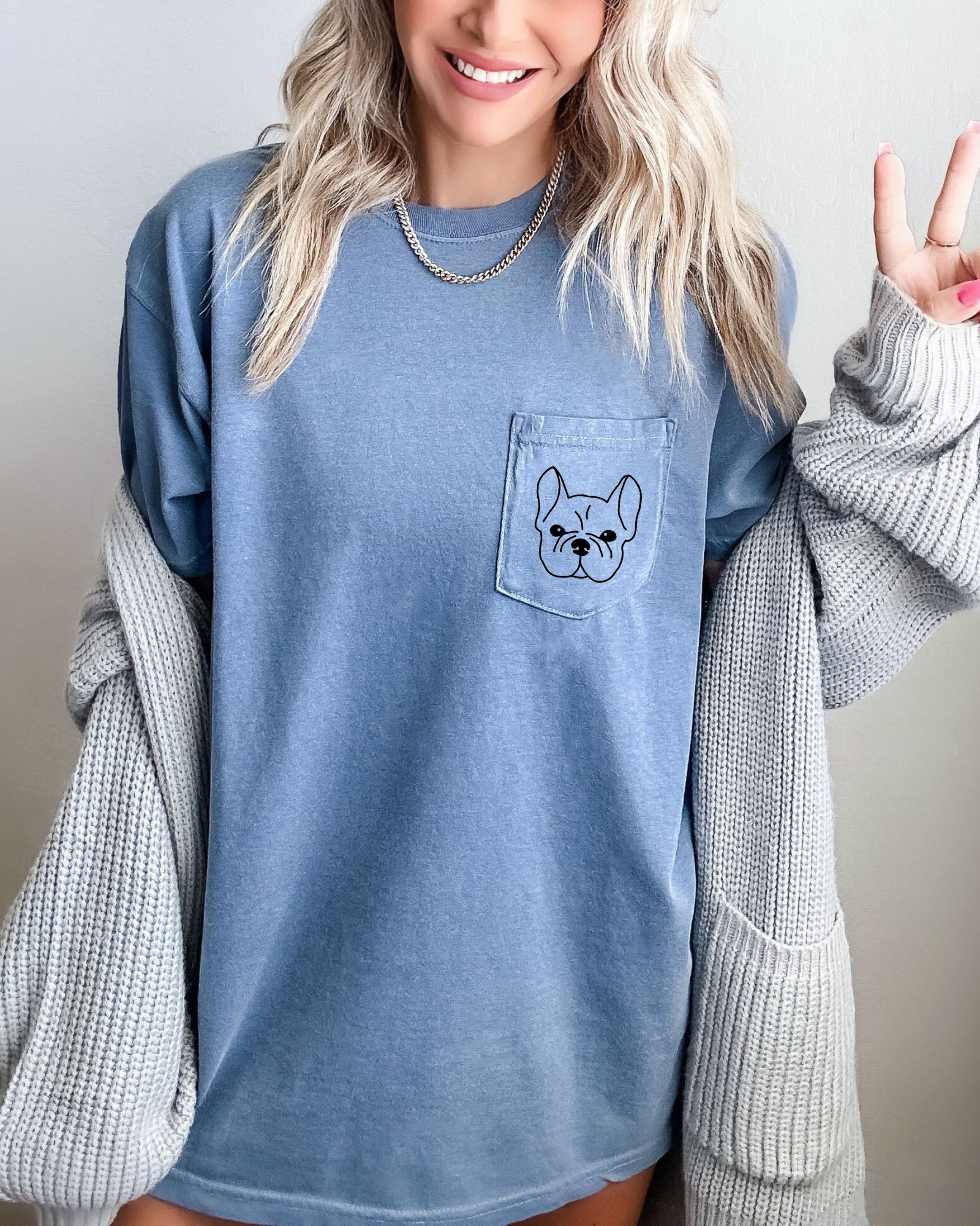 Frenchie Mama French Bulldog Comfort Colors Pocket T Shirt
