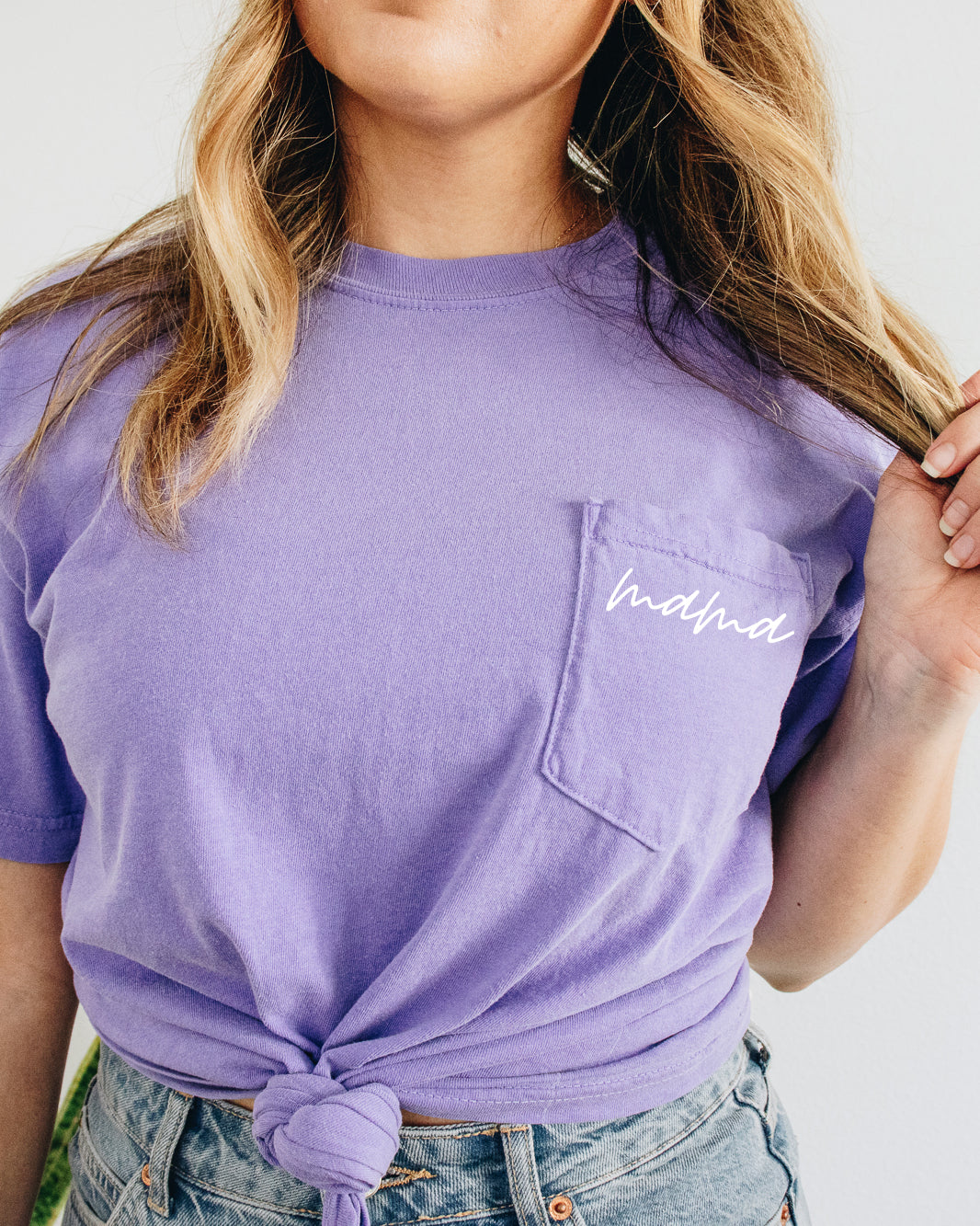 Mama Comfort Colors Pocket T Shirt (Cursive 1)
