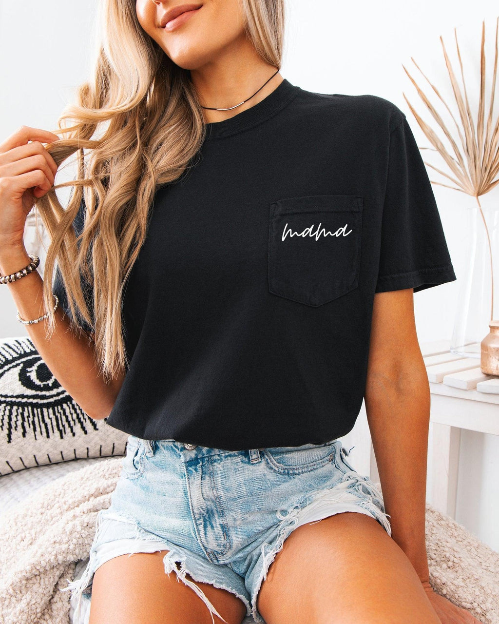 Mama Comfort Colors Pocket T Shirt (Cursive 1)