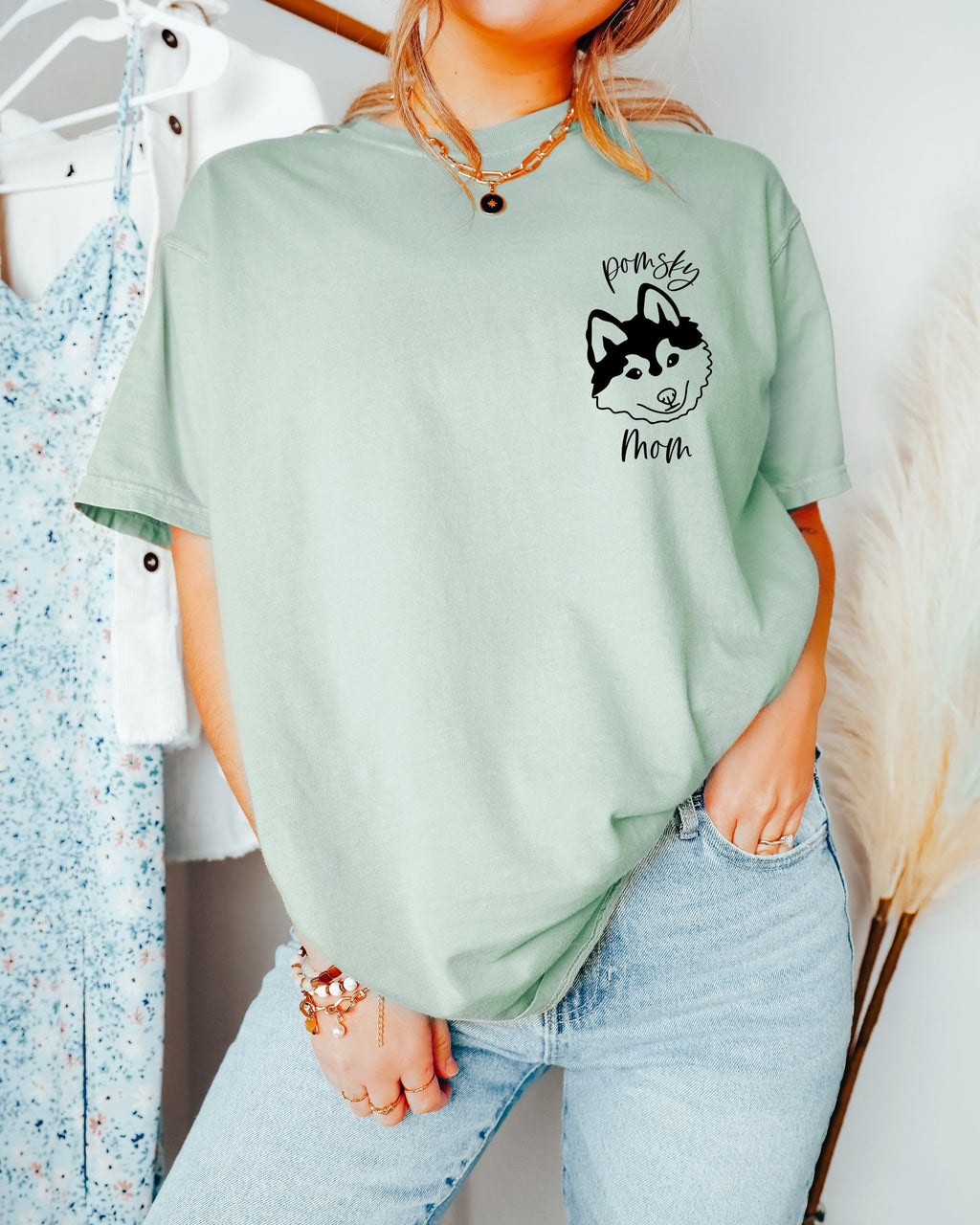 Pomsky Dog Mom Comfort Colors T Shirt (siberian husky + pomeranian)
