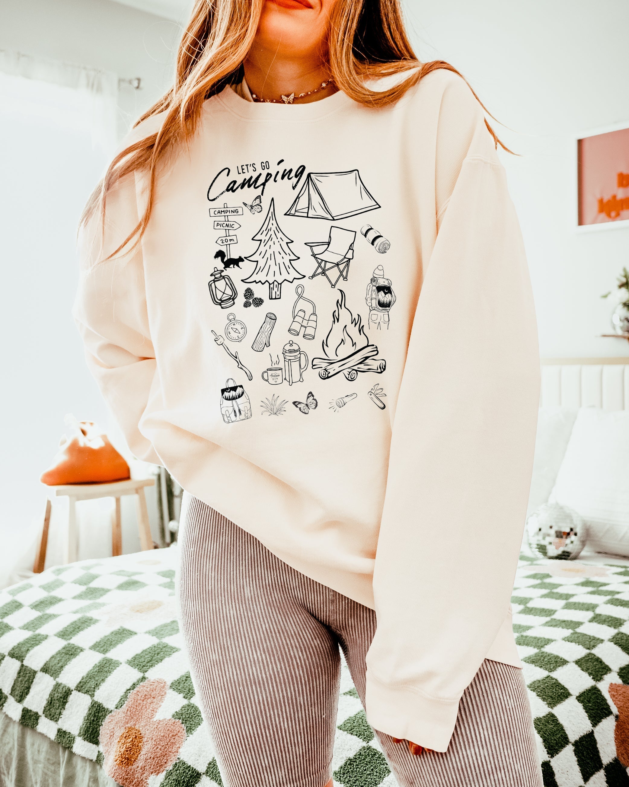 Sketched Mountain Nature Comfort Colors Garment-Dyed Sweatshirt – Camping & Hiking Outdoor Graphic